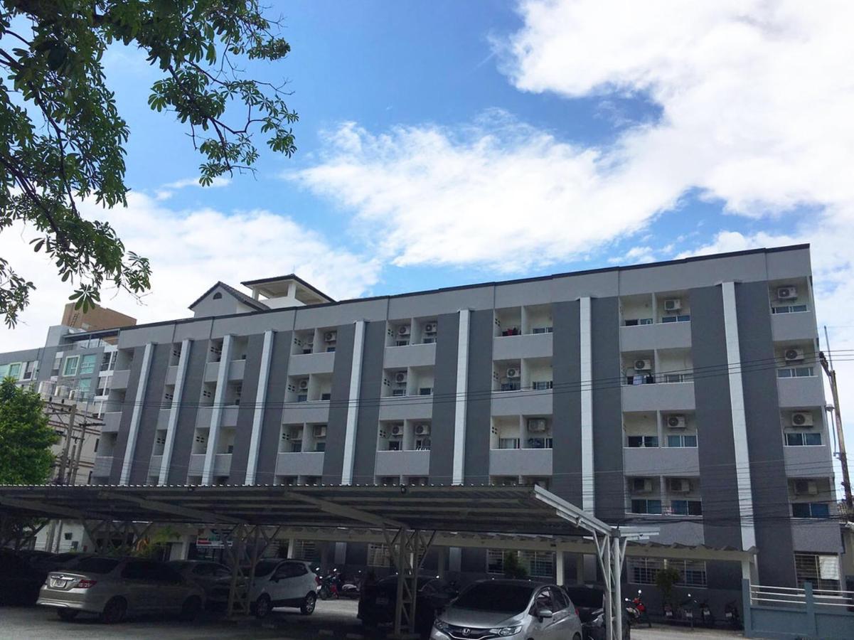 Monta Apartment Bang Saen Luaran gambar
