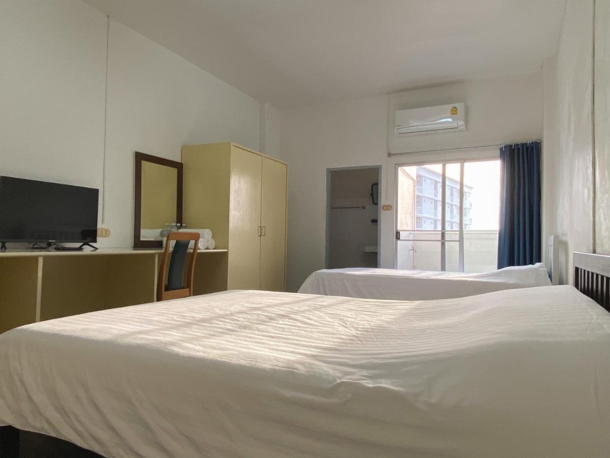 Monta Apartment Bang Saen Luaran gambar