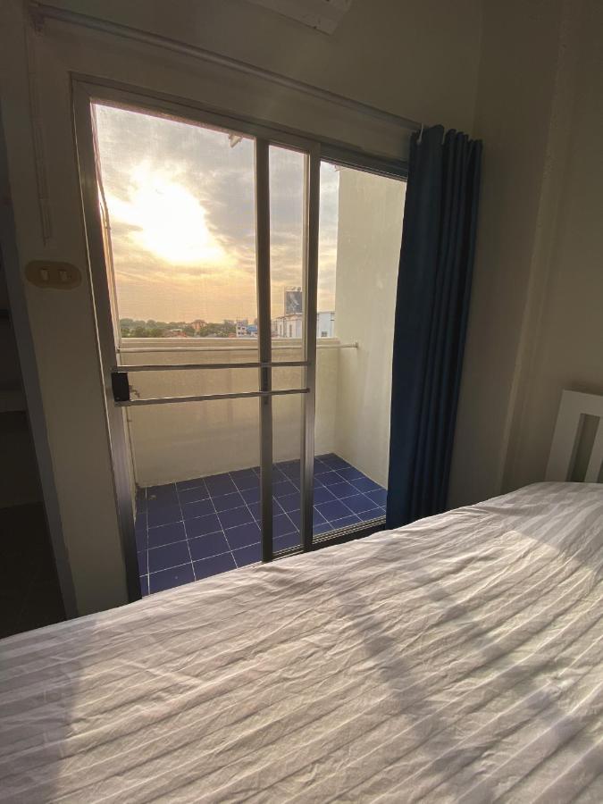 Monta Apartment Bang Saen Luaran gambar