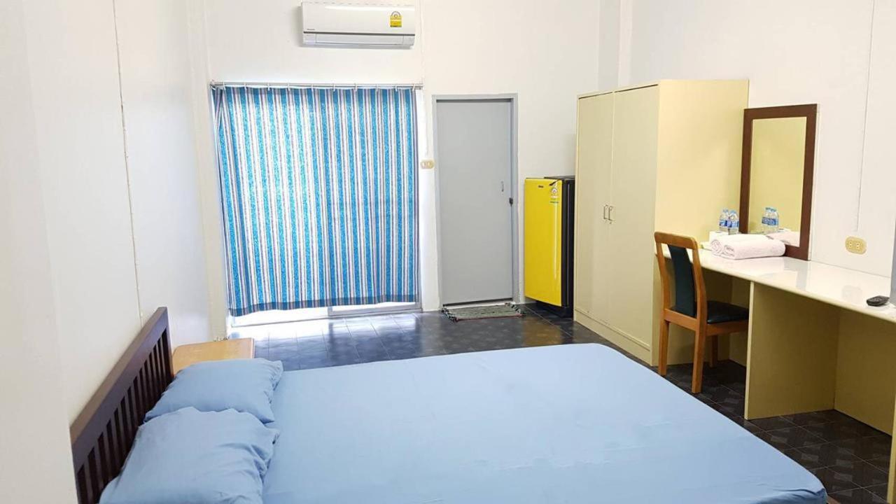 Monta Apartment Bang Saen Luaran gambar